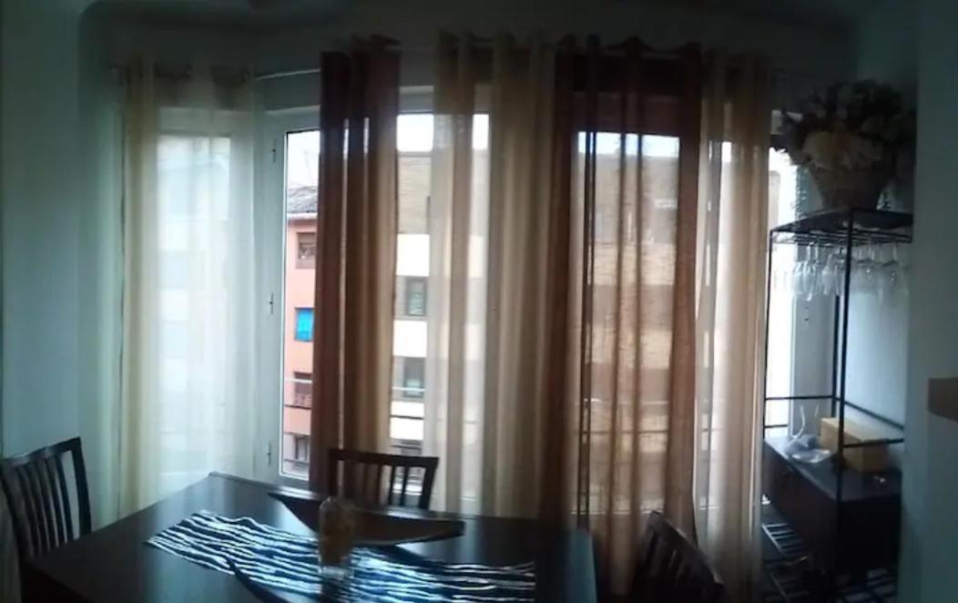 Las Golondrinas Zaragoza Habitacion Individual Dış mekan fotoğraf